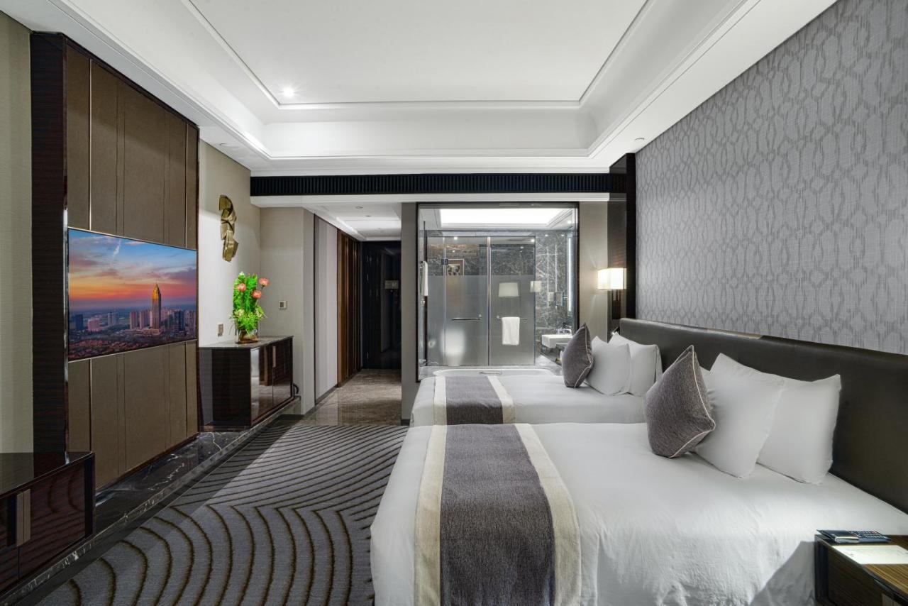Grand New Century Hotel Haining Zhejiang Екстер'єр фото