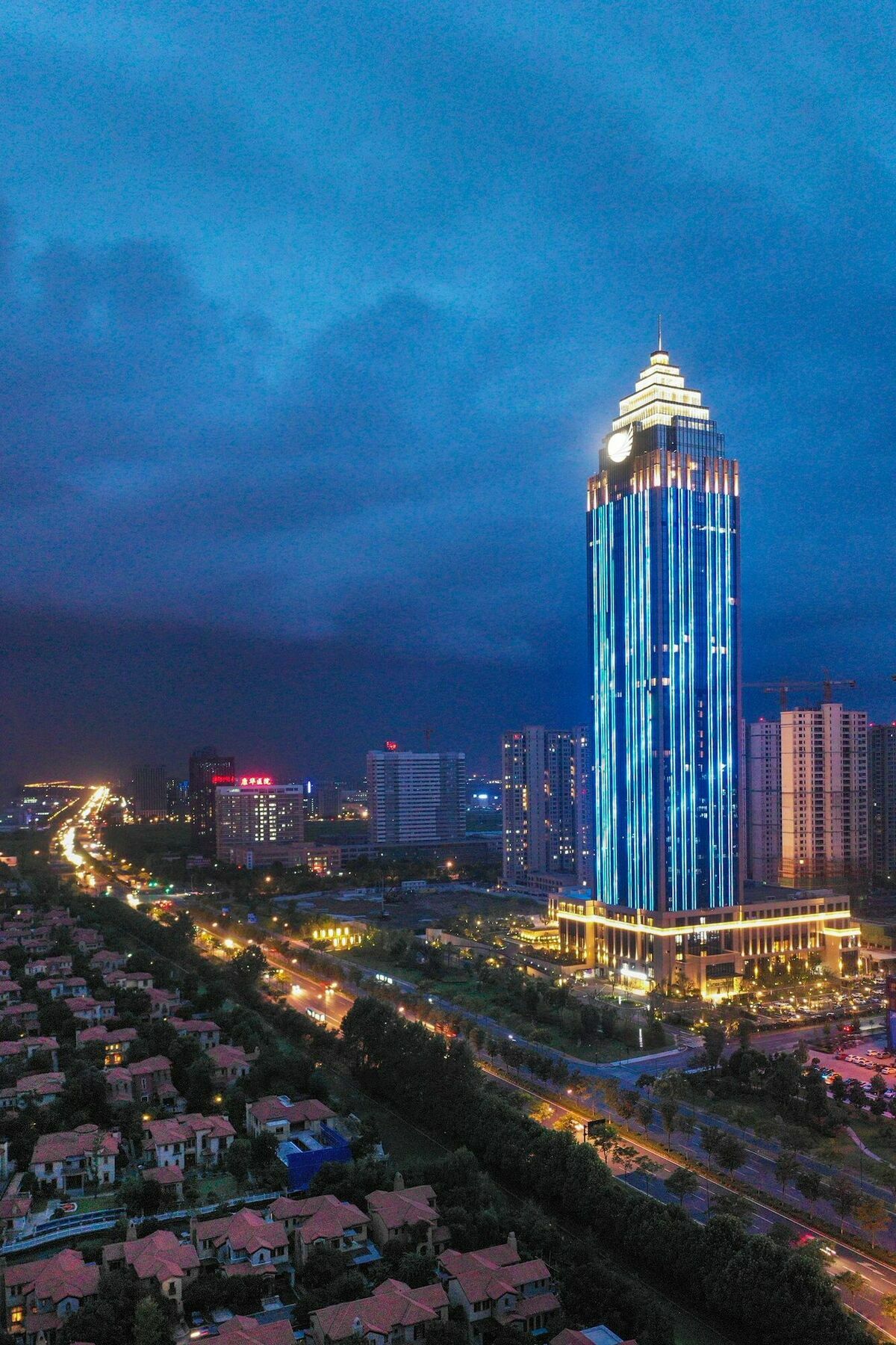 Grand New Century Hotel Haining Zhejiang Екстер'єр фото